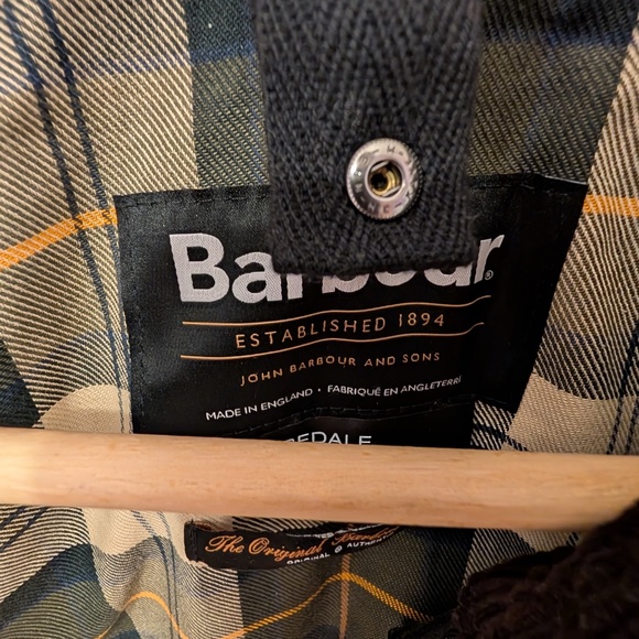 Barbour Bedale, Size 38, USED, MADE IN UK (READ DESCRIPTION AND CHECK PHOTOS) - Picture 4 of 5